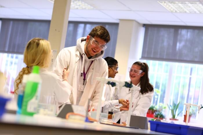 Level 3 BTEC/CTEC courses Applied Science Level 3